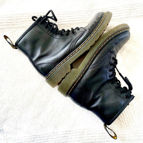 Dr. Martens Juniors Softy T Leather Boots Kids Size US2 UK1 EU33 - Picture 5 of 16